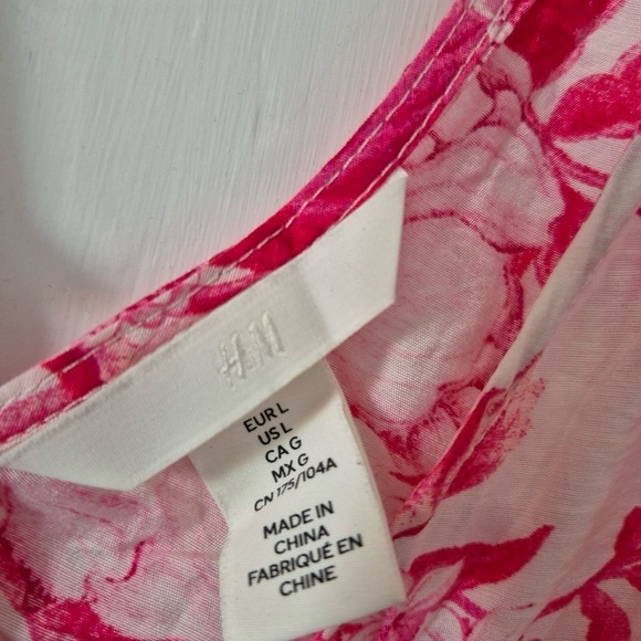 H&M Light Flowy V Neck Floral Red and White Tunic Dress Sz L - Picture 10 of 11